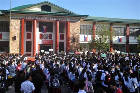 Baguio City High set to celebrate 100th year .